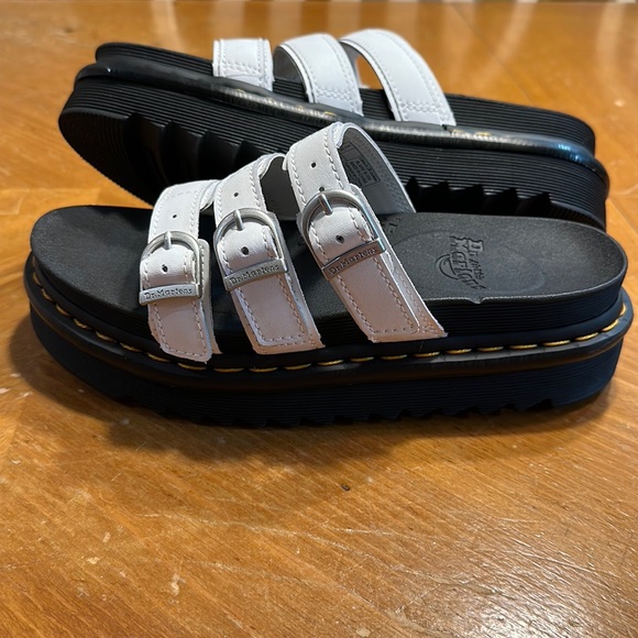 Zapatillas Mujer Dr. Martens Blaire Slide Flwr Slide Sandal Black (DM27785001